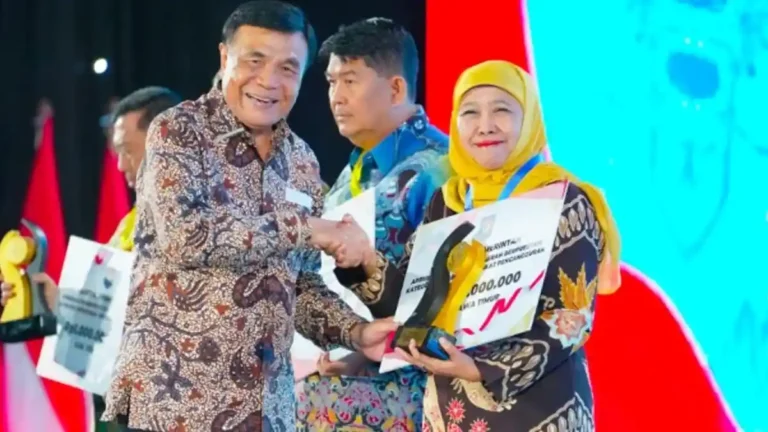 Djamari-Chaniago-di-Yogyakarta-Kamis-462026-malam