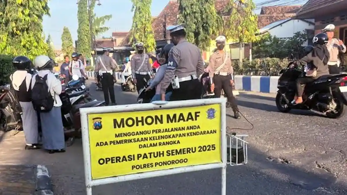 Operasi-Patuh-Semeru-2025-di-Kabupaten-Ponorogo-Jatim (1)