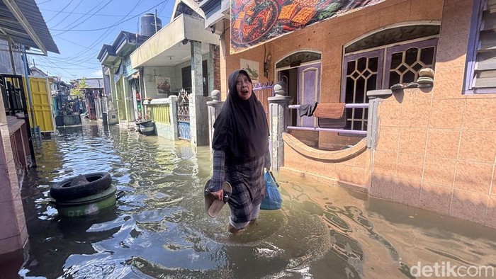 banjir-rob-di-kalianak-surabaya-1784174857766_169