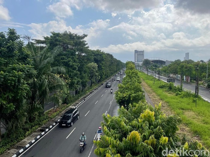 ilustrasi-kota-surabaya-1783157716673_43