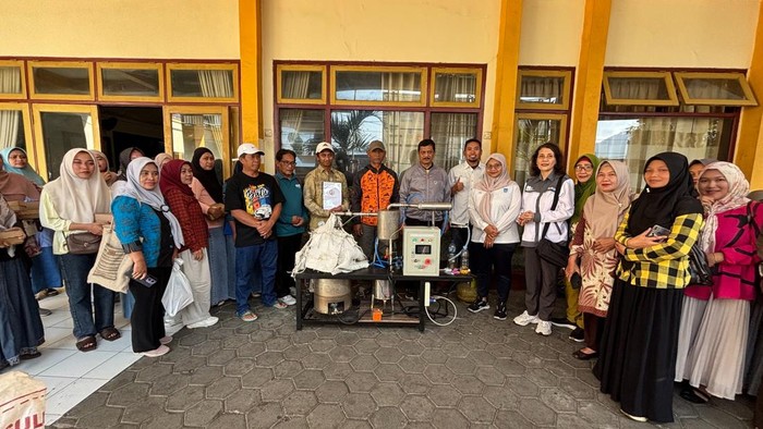 its-sulap-limbah-plastik-jadi-energi-alternatif-pakai-teknologi-pirolisis-1783487451786_169