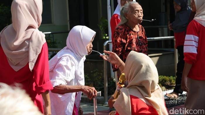 lansia-panti-jompo-di-griya-wredha-jambangan-surabaya-gelar-lomba-agustusan-1786524977946_169