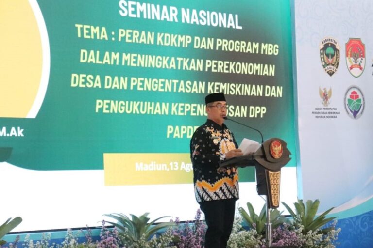 peran-kopmer-putih_1
